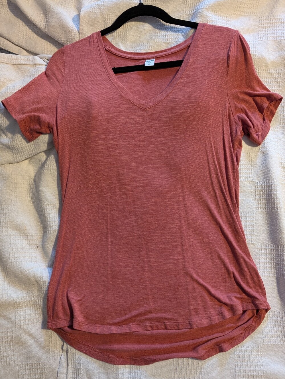 Old Navy Women’s V-Neck Short Sleeve Tee - Dusty Rose